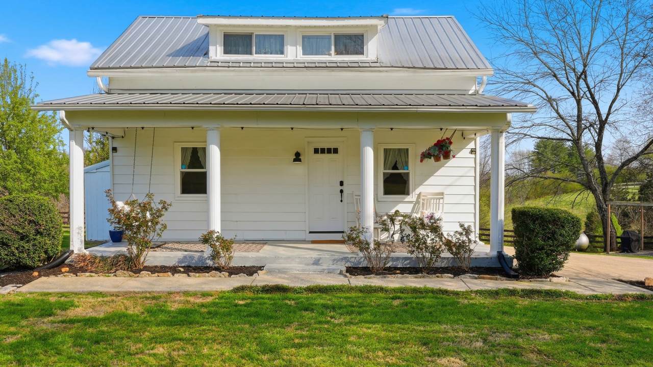 2820 Lockertsville Rd - Photo 1