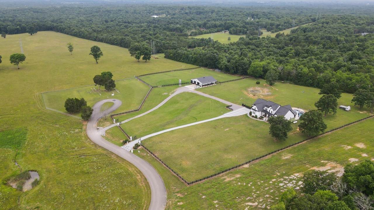 https://bt-photos.global.ssl.fastly.net/nashville/1280_boomver_1_RTC3298015-1.jpg