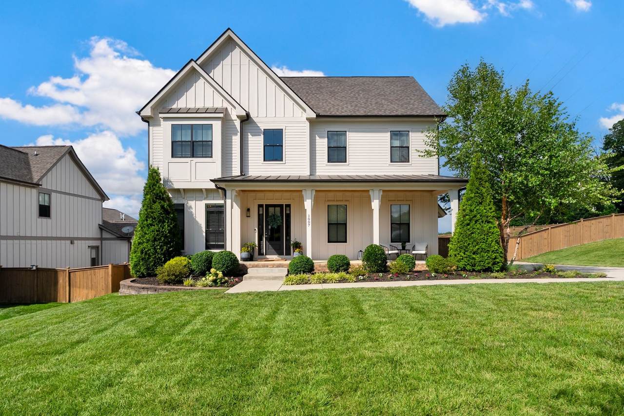 1007 Cabell Dr - Photo 1