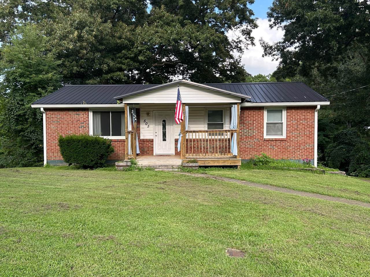 505 Ned Dr - Photo 1