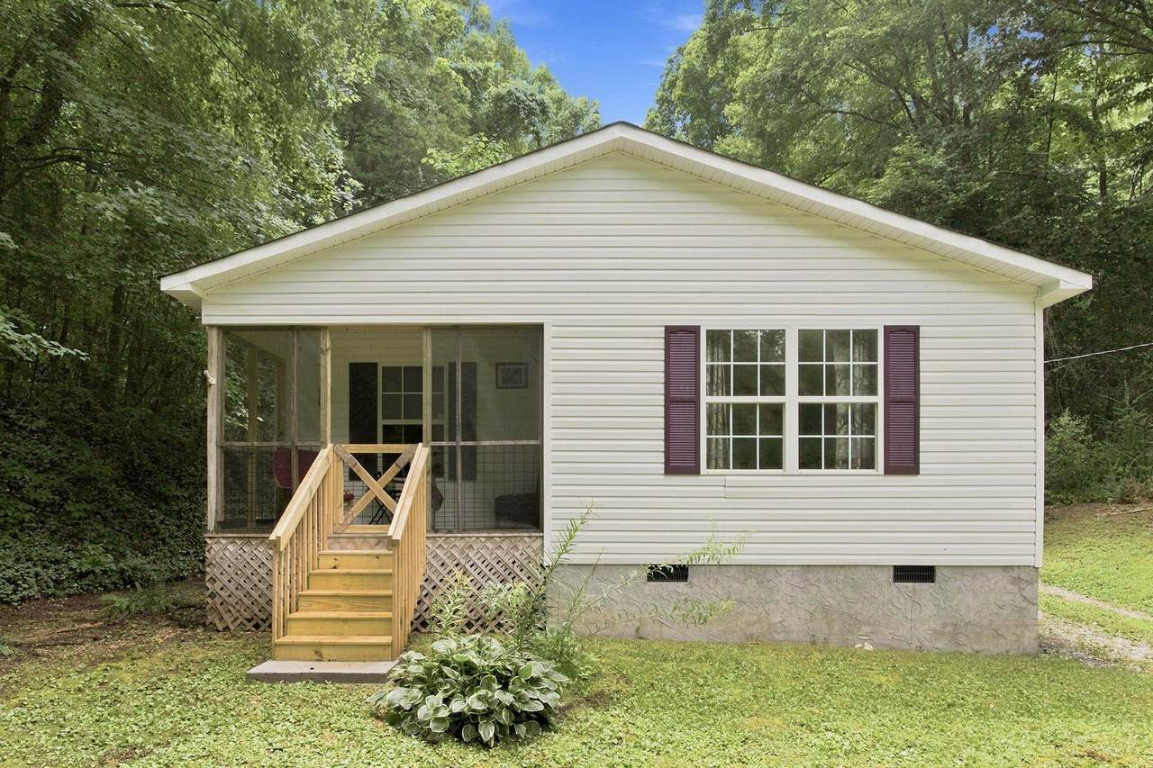 220 Hicks Circle - Photo 1