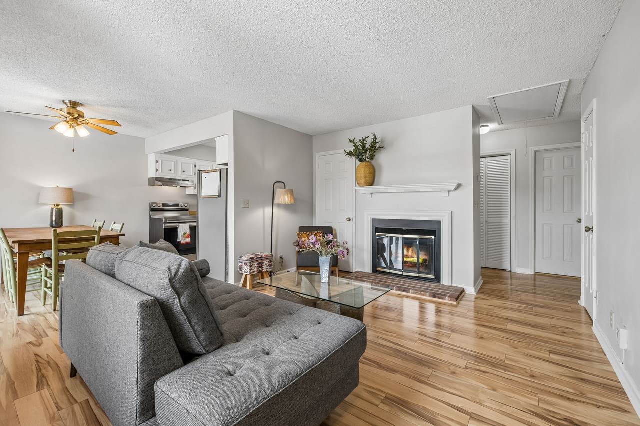 5815 Brentwood Trce - Photo 1