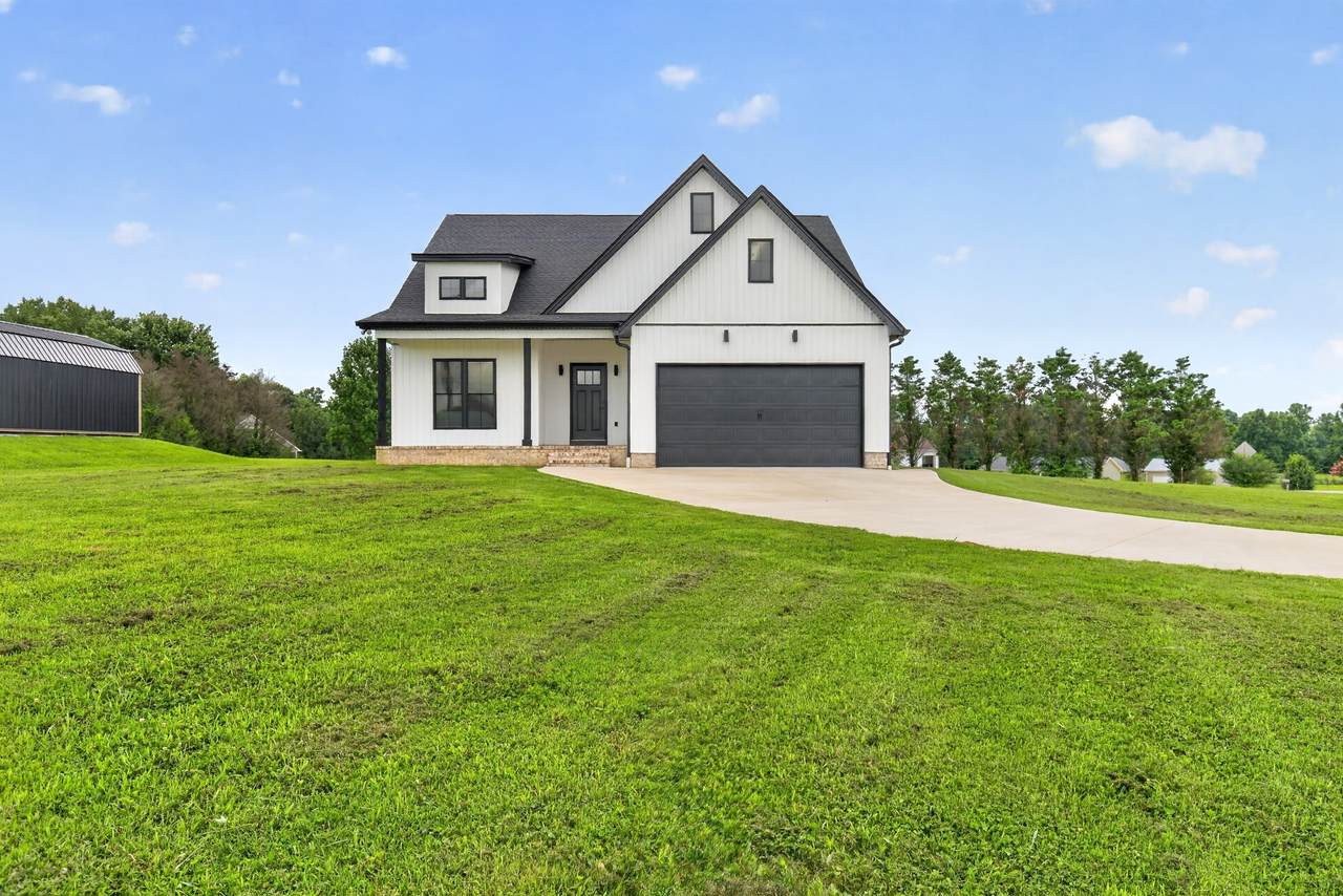 28 Harding Rd - Photo 1