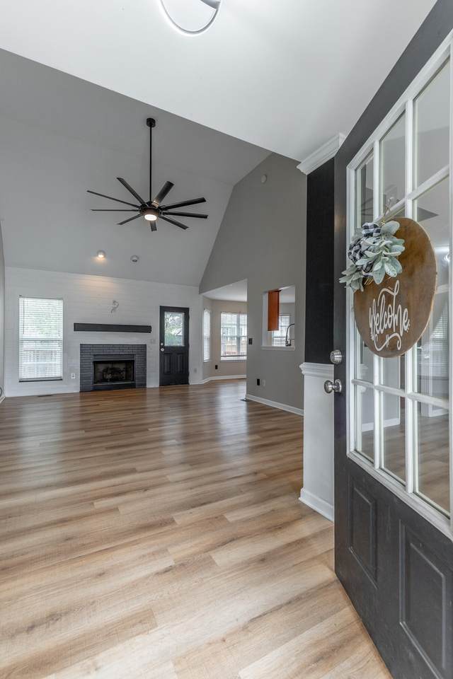 https://bt-photos.global.ssl.fastly.net/nashville/1280_boomver_1_RTC3298188-1.jpg