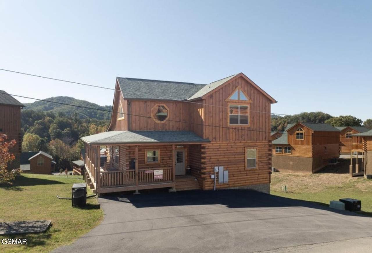 3730 Heritage Hills Drive - Photo 1