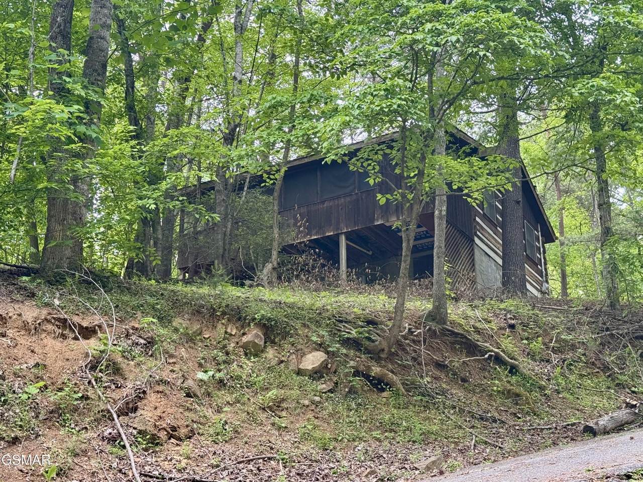 2340 Avon Circle - Photo 1