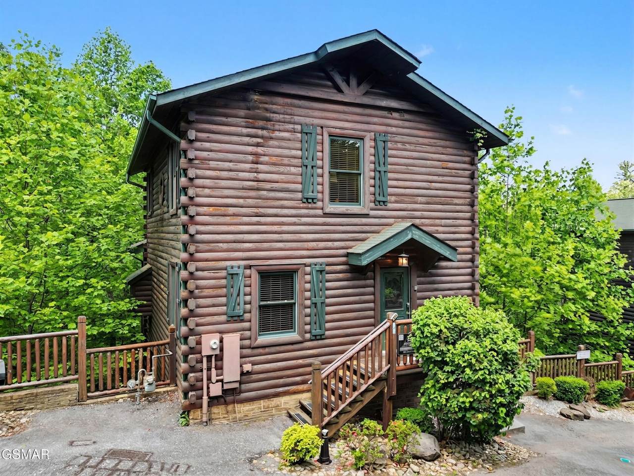 831 Spirit Loop Way - Photo 1