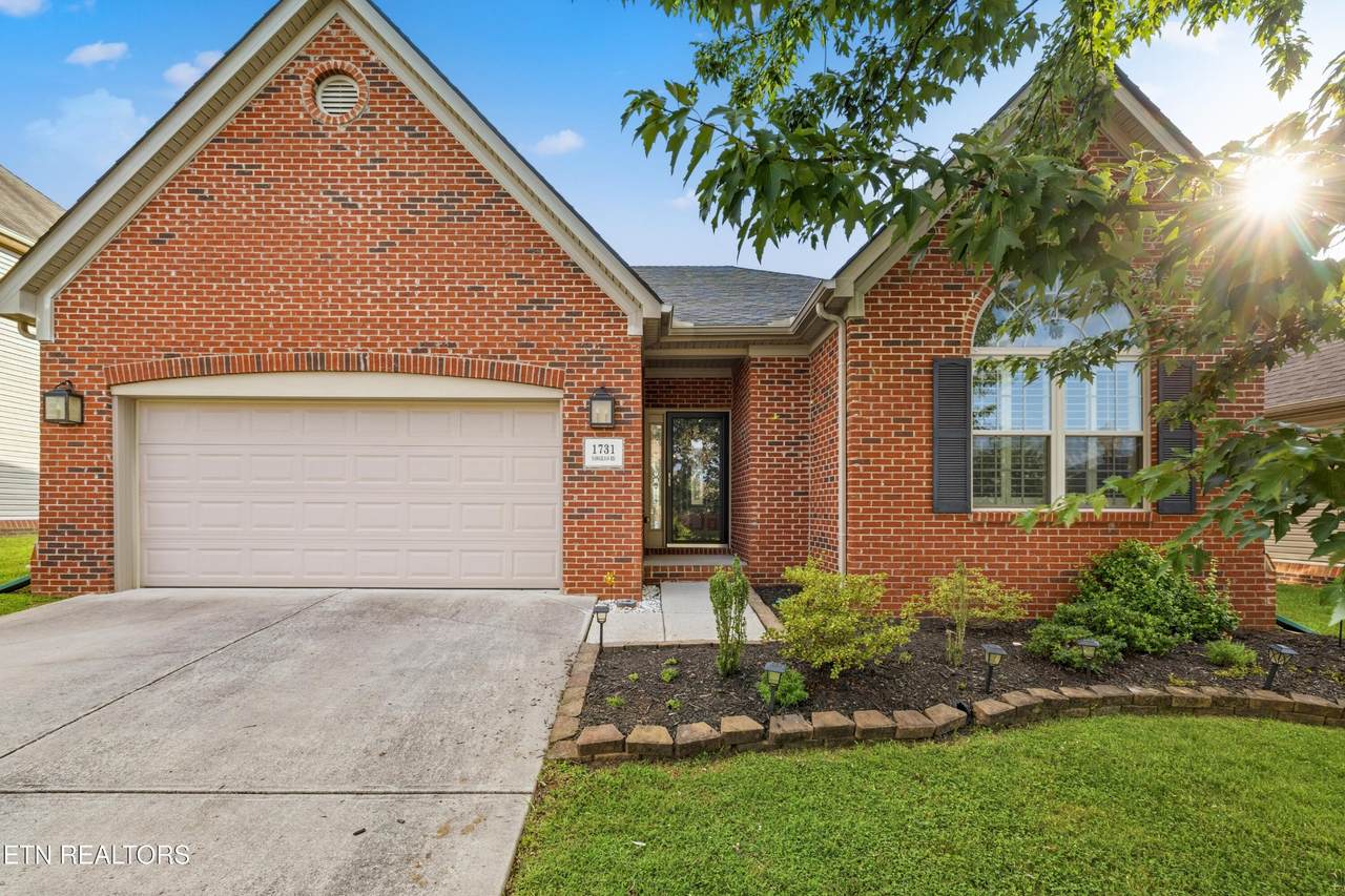 1731 Sawgrass Rd - Photo 1
