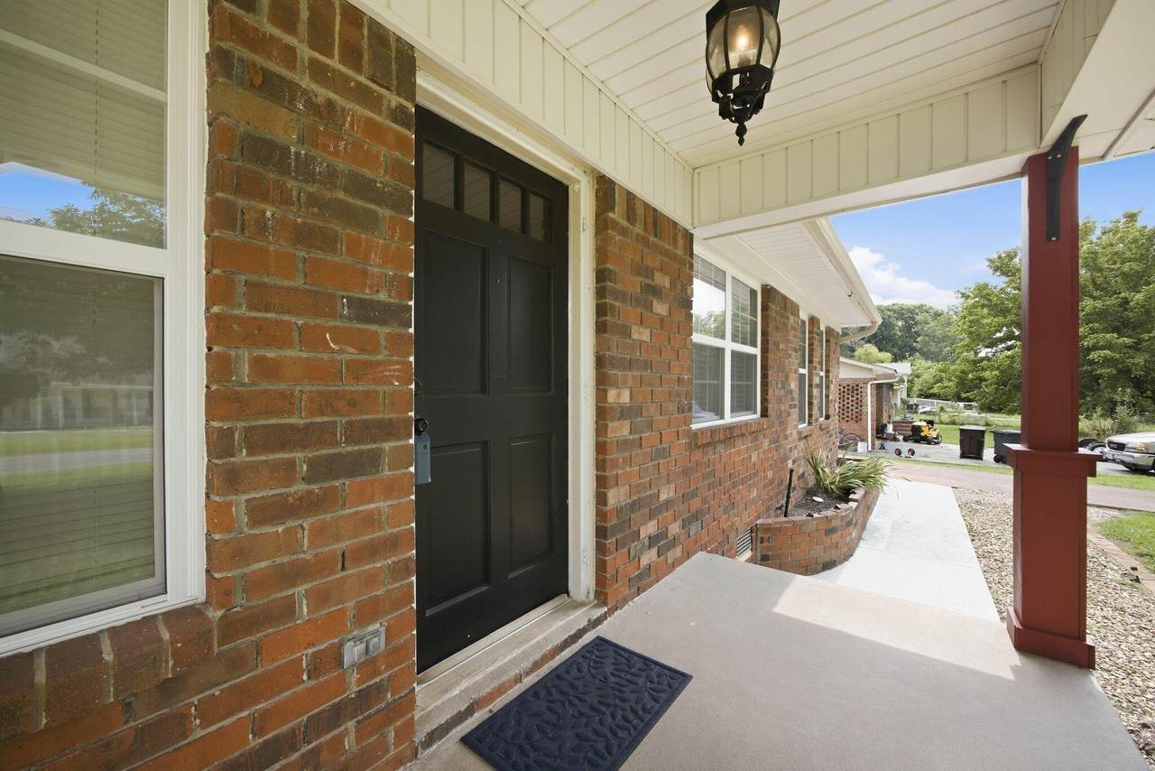 https://bt-photos.global.ssl.fastly.net/nashville/1280_boomver_1_RTC3298475-1.jpg