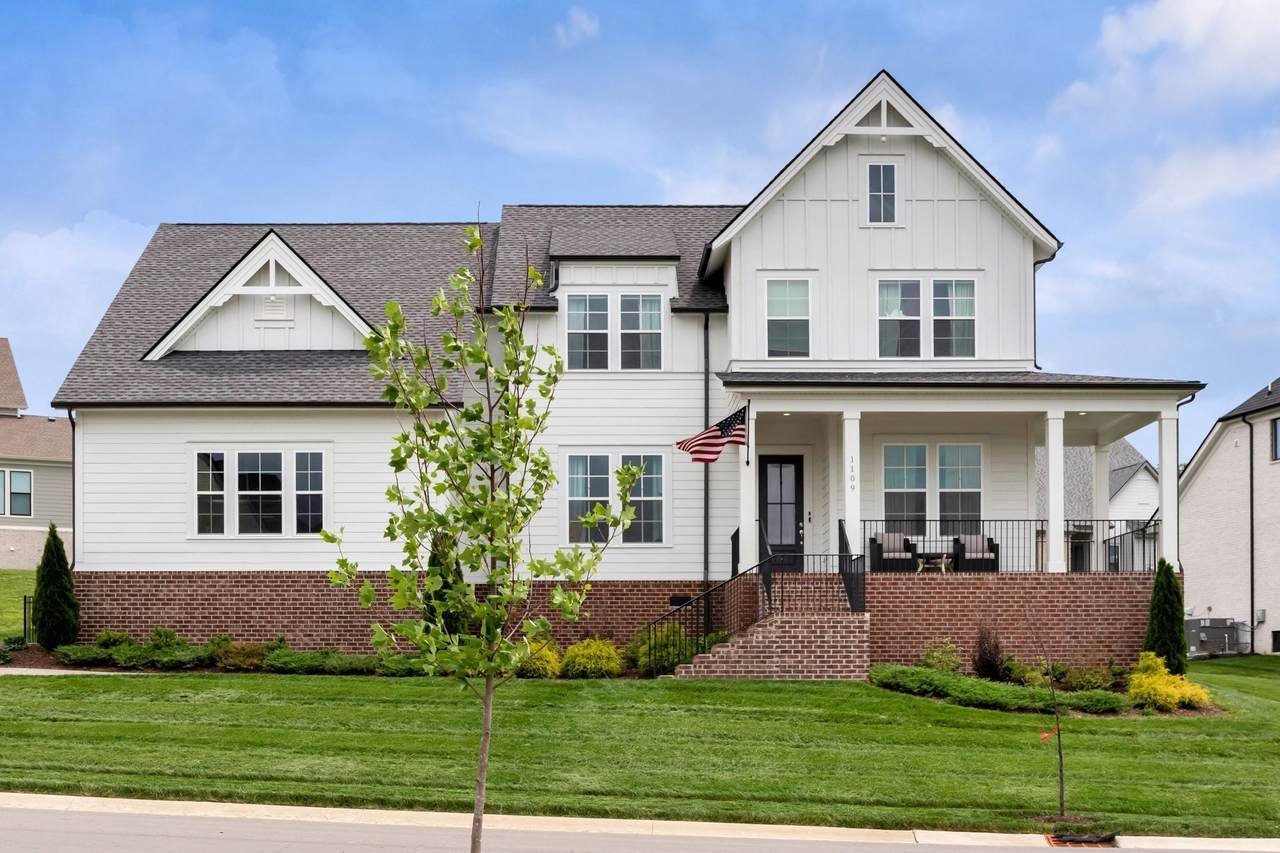 1109 Angela Ann Ct - Photo 1