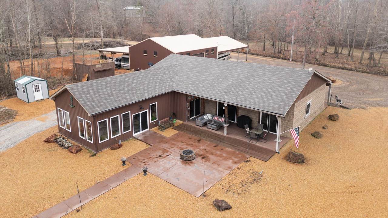 11957 Hwy 79N - Photo 1