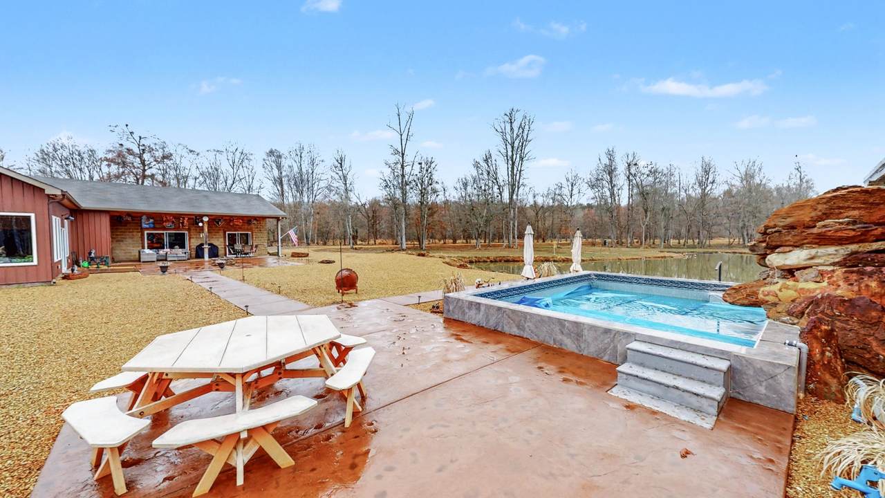 https://bt-photos.global.ssl.fastly.net/nashville/1280_boomver_1_RTC3298530-1.jpg