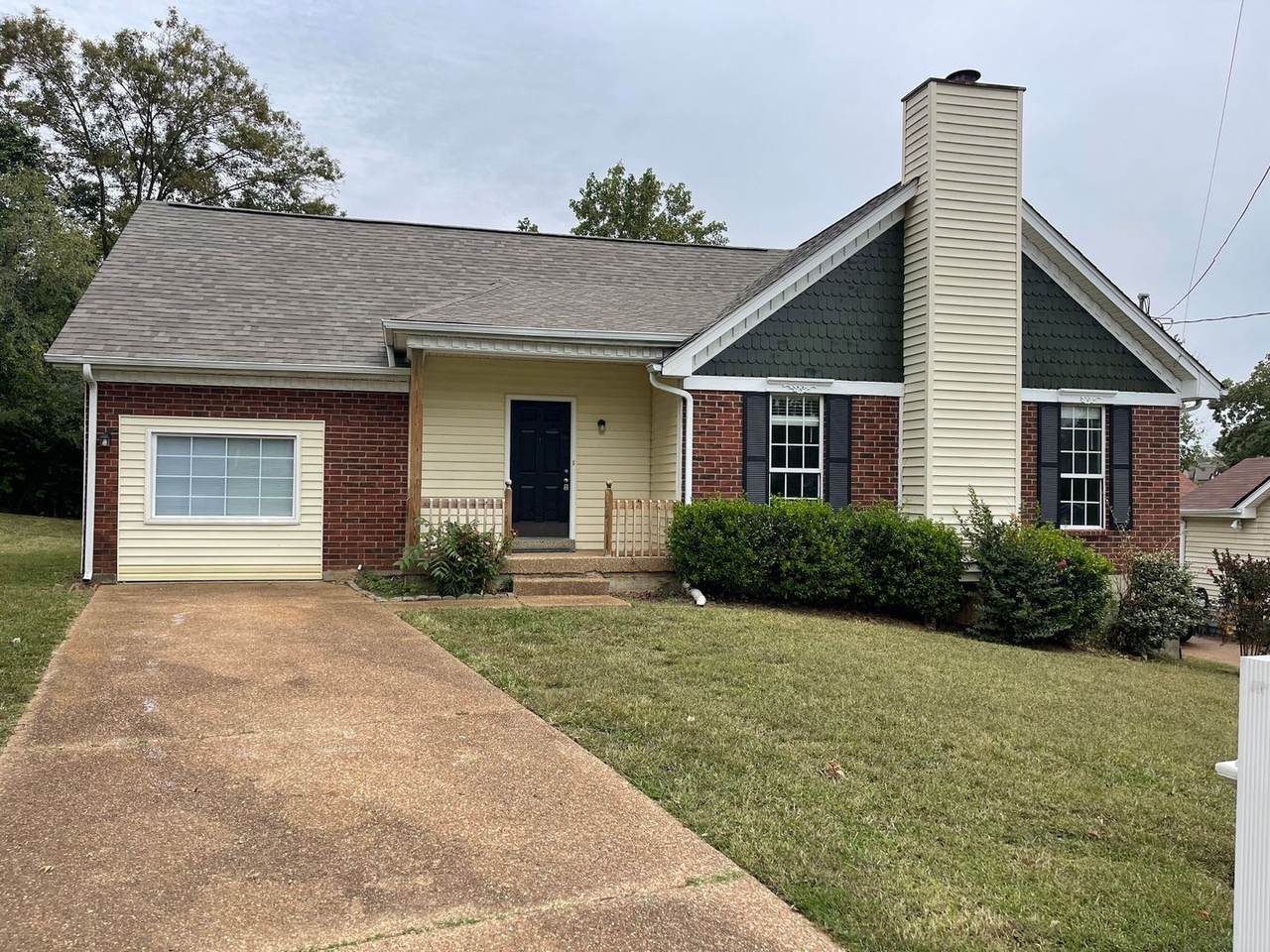 1812 Barnwell Ct - Photo 1