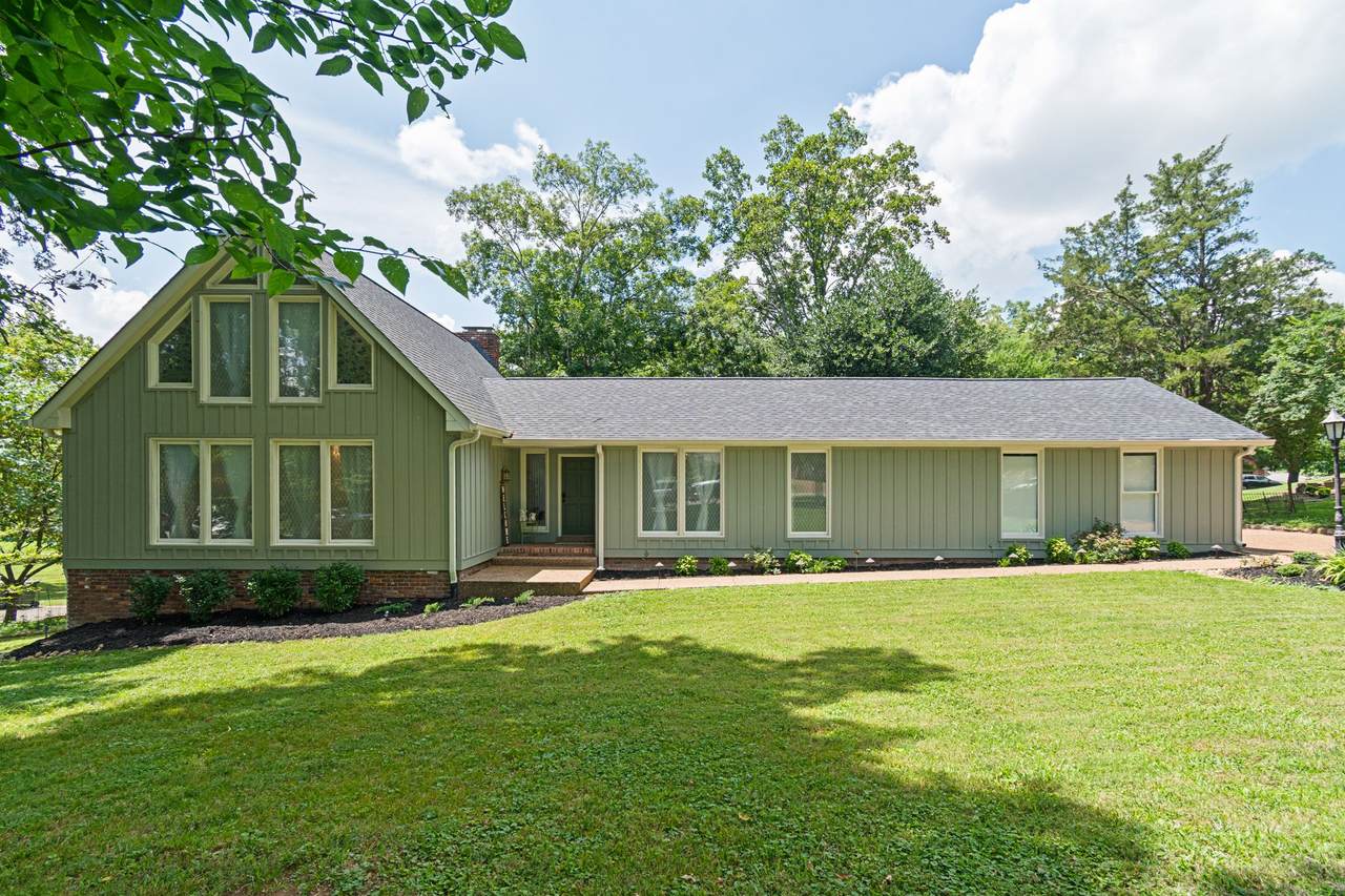 1058 Greenwood Ct - Photo 1