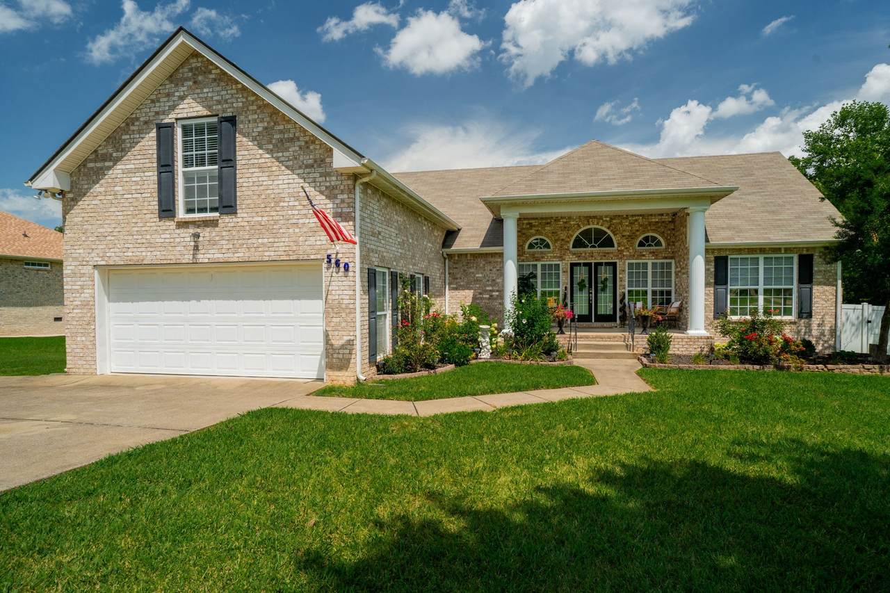 560 Windy Rd - Photo 1