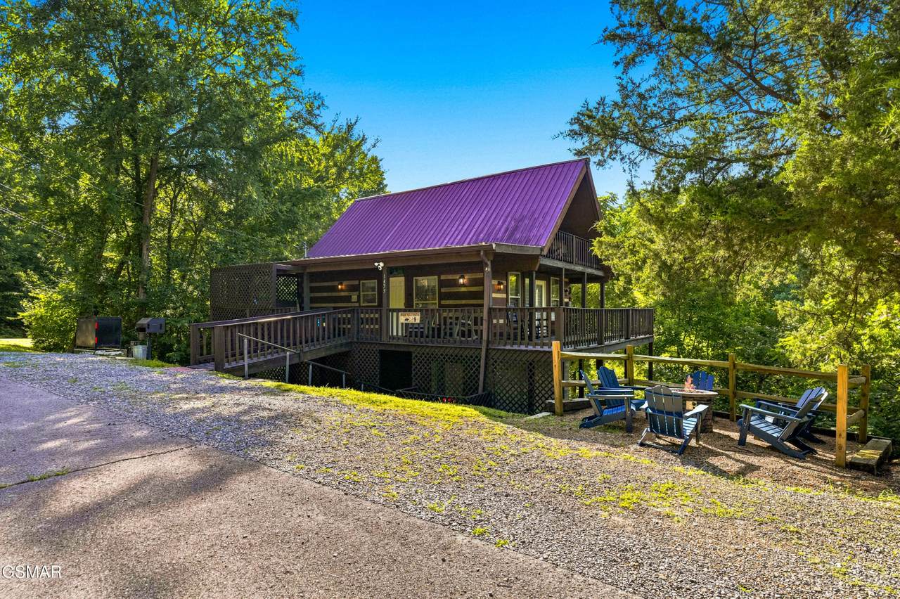 1455 Honey Oaks Way - Photo 1