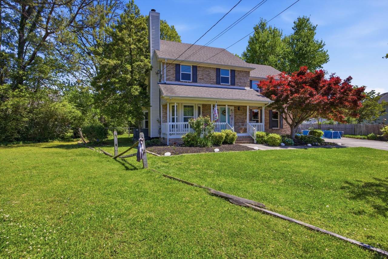 1012 Tall Oak Lane - Photo 1