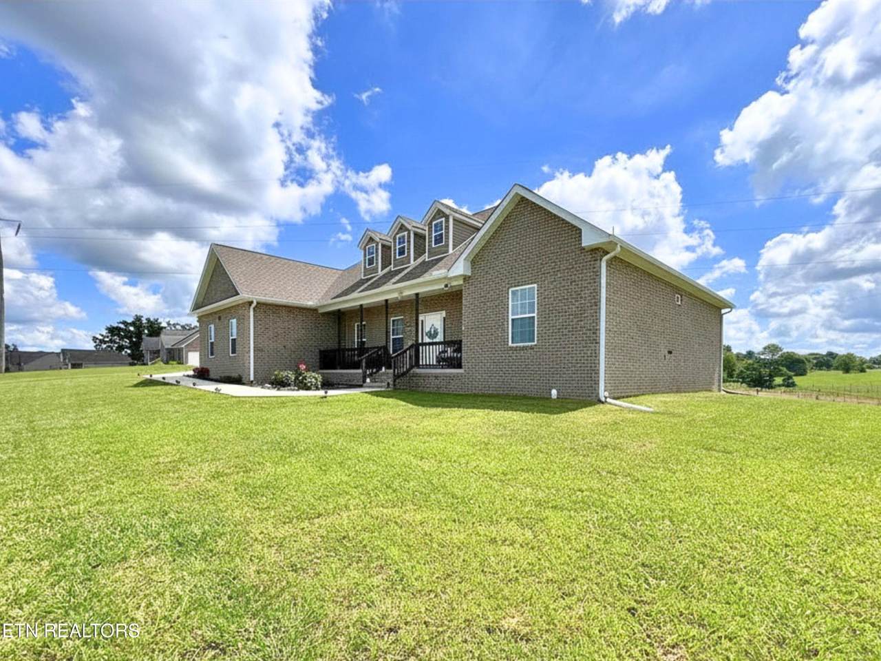 https://bt-photos.global.ssl.fastly.net/nashville/1280_boomver_1_RTC3301860-1.jpg