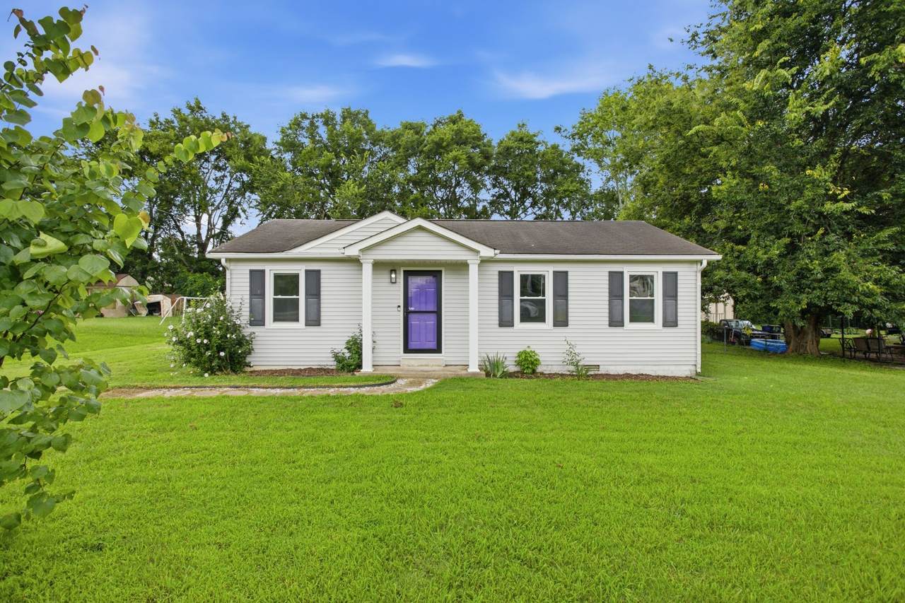 1615 Williamson Dr - Photo 1