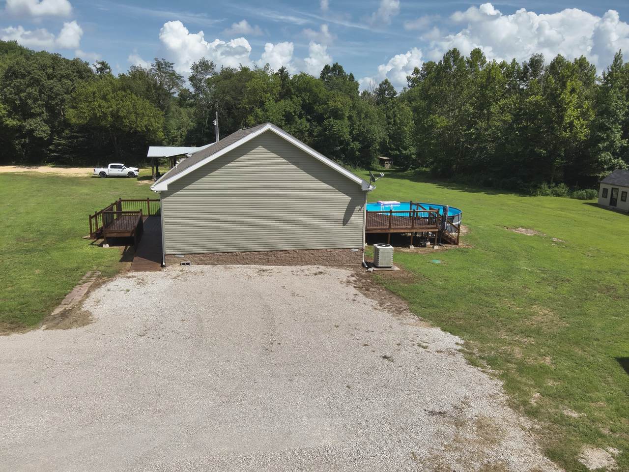 https://bt-photos.global.ssl.fastly.net/nashville/1280_boomver_1_RTC3301919-1.jpg