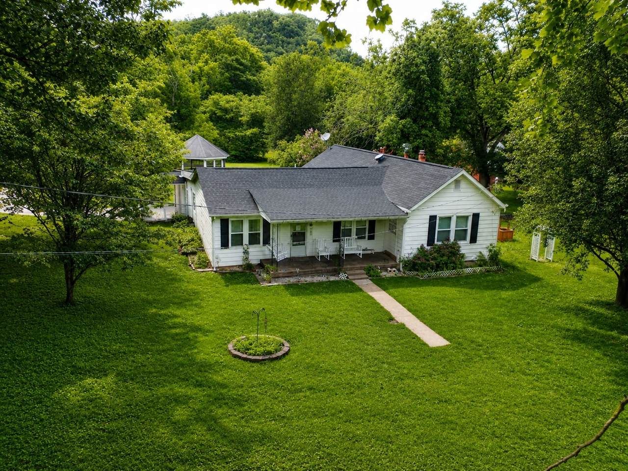 4455 Pond Creek Rd - Photo 1