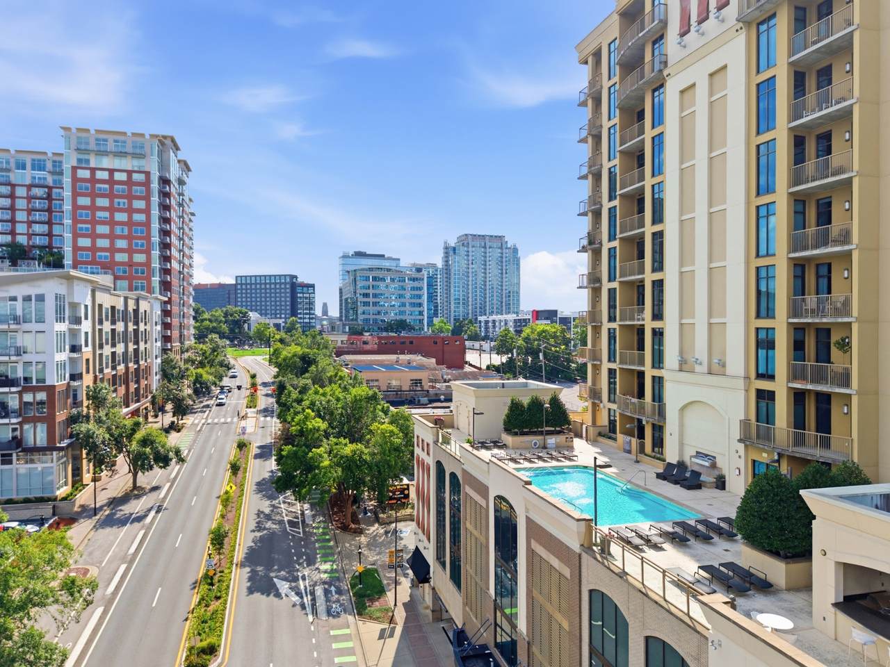 https://bt-photos.global.ssl.fastly.net/nashville/1280_boomver_1_RTC3301958-1.jpg