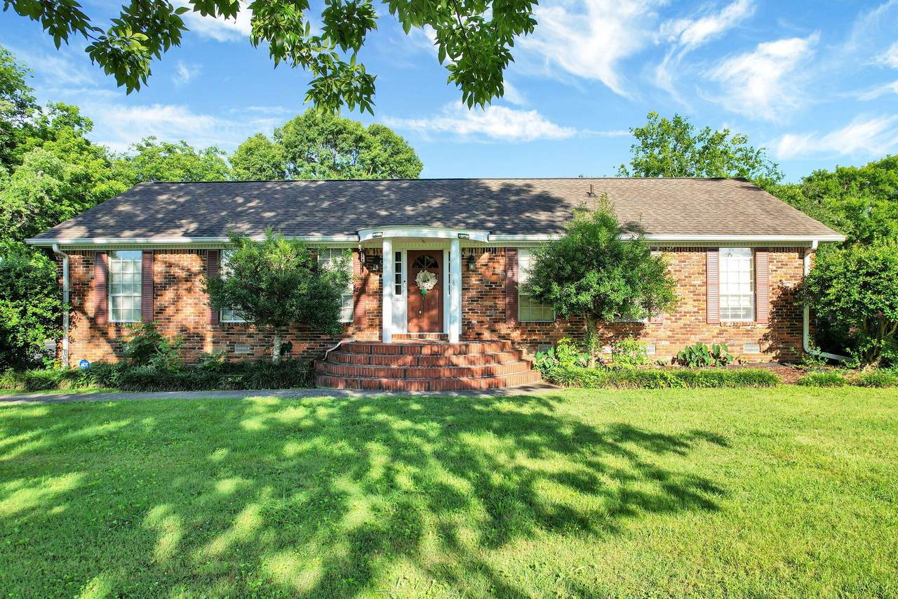 3820 Ne Charleston Drive - Photo 1