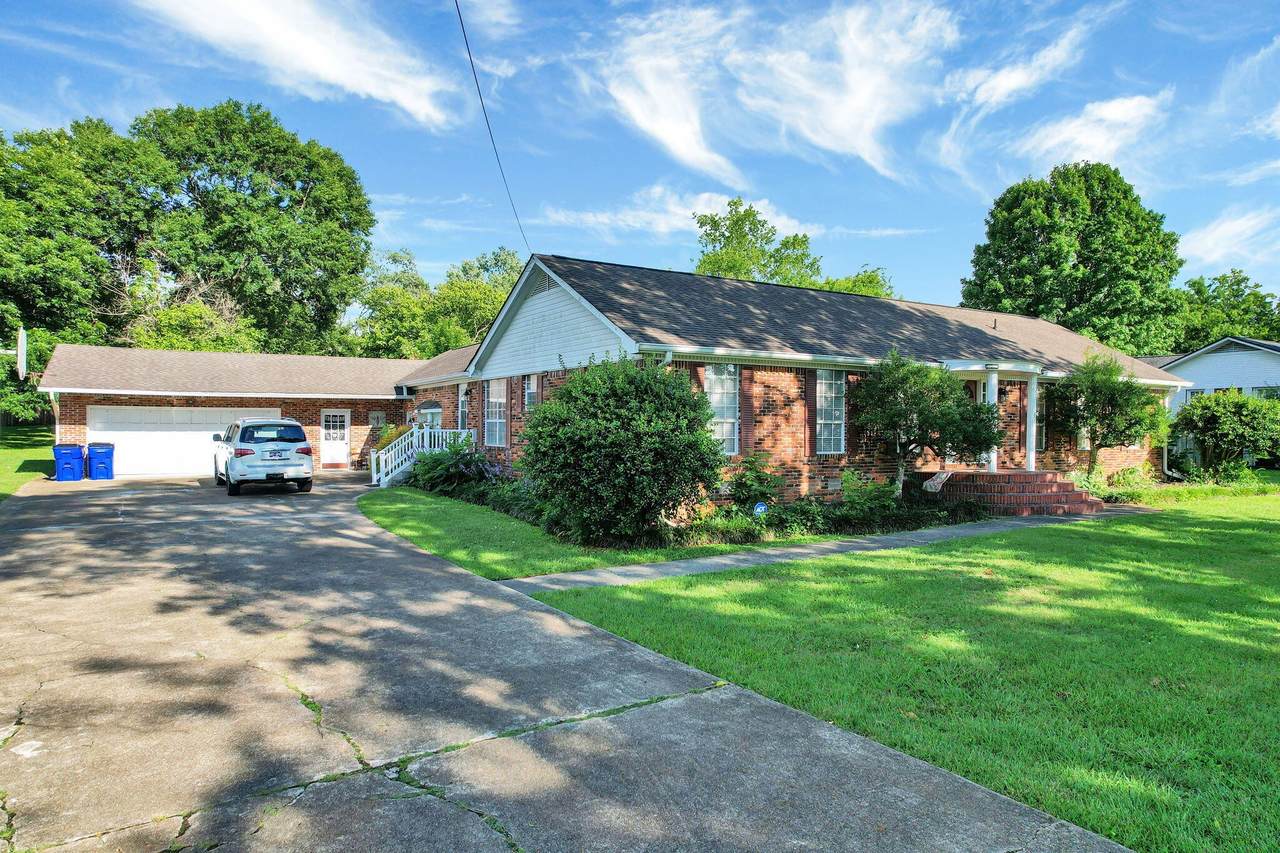 https://bt-photos.global.ssl.fastly.net/nashville/1280_boomver_1_RTC3301985-1.jpg