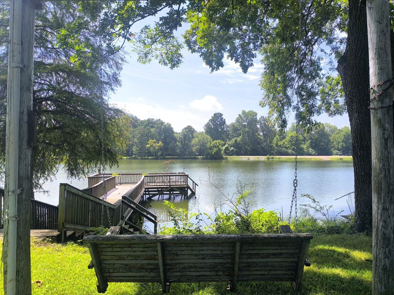 https://bt-photos.global.ssl.fastly.net/nashville/1280_boomver_1_RTC3302013-1.jpg
