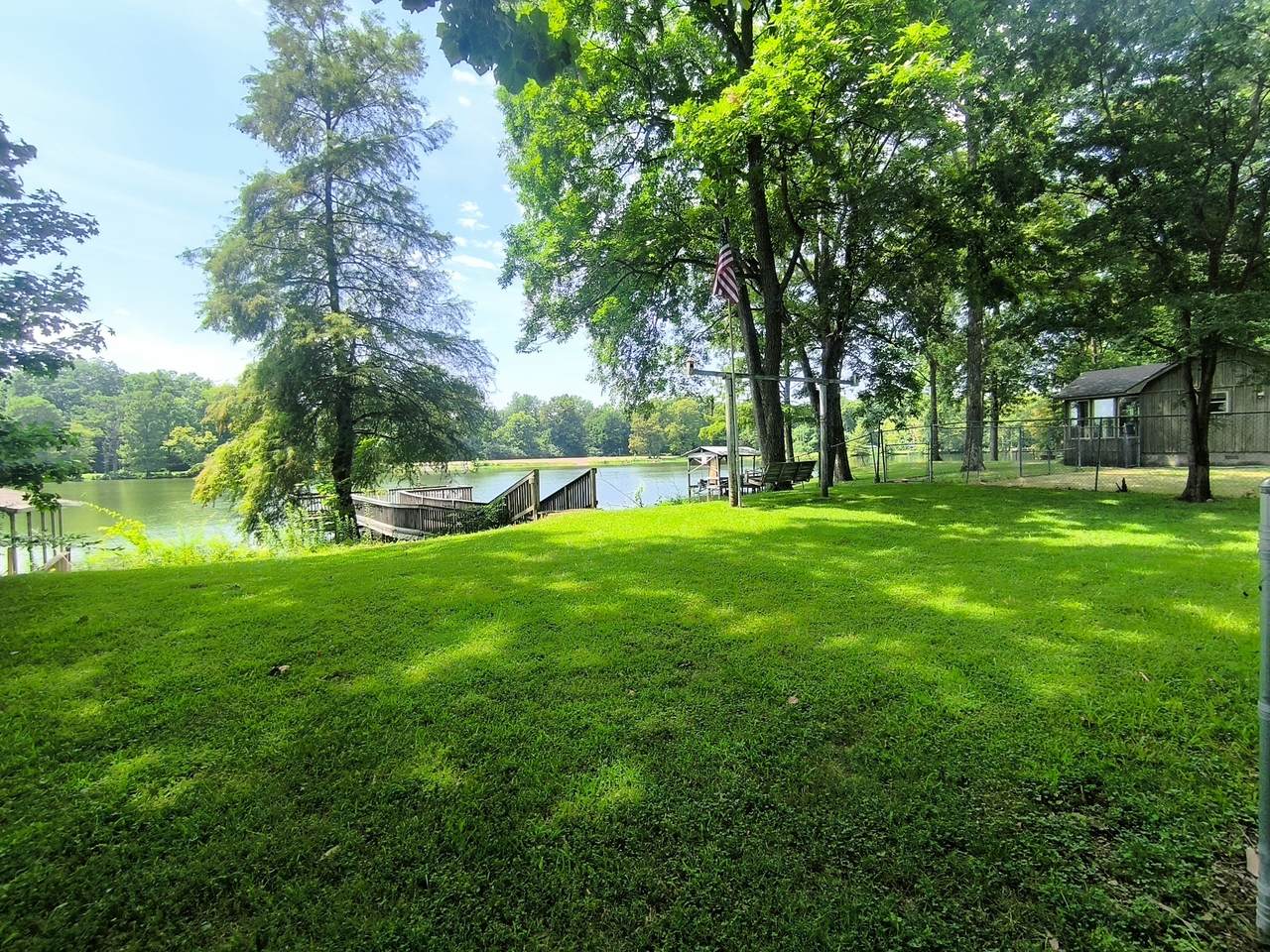 https://bt-photos.global.ssl.fastly.net/nashville/1280_boomver_1_RTC3302013-1.jpg
