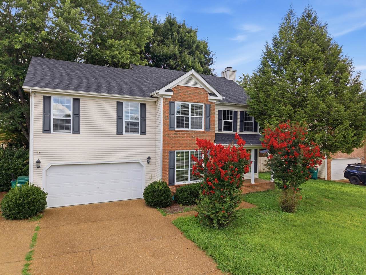 1766 Witt Way Dr - Photo 1