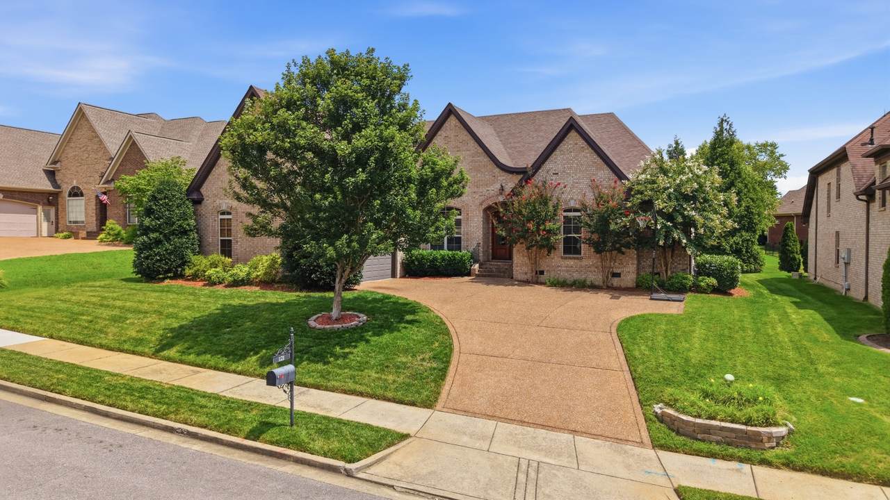 https://bt-photos.global.ssl.fastly.net/nashville/1280_boomver_1_RTC3302230-1.jpg