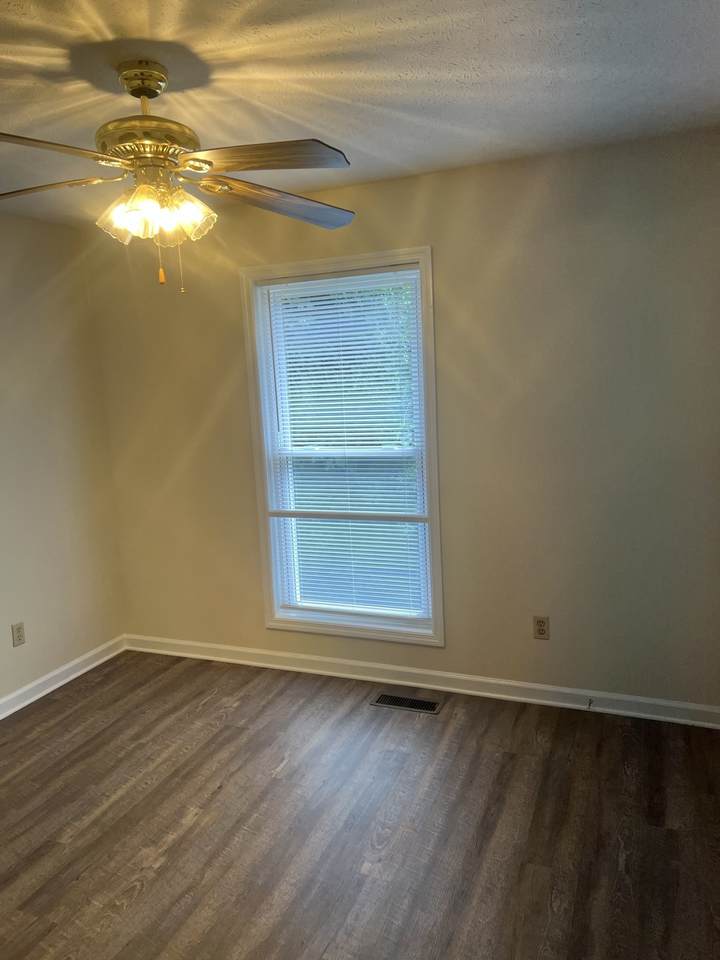 https://bt-photos.global.ssl.fastly.net/nashville/1280_boomver_1_RTC3302259-1.jpg