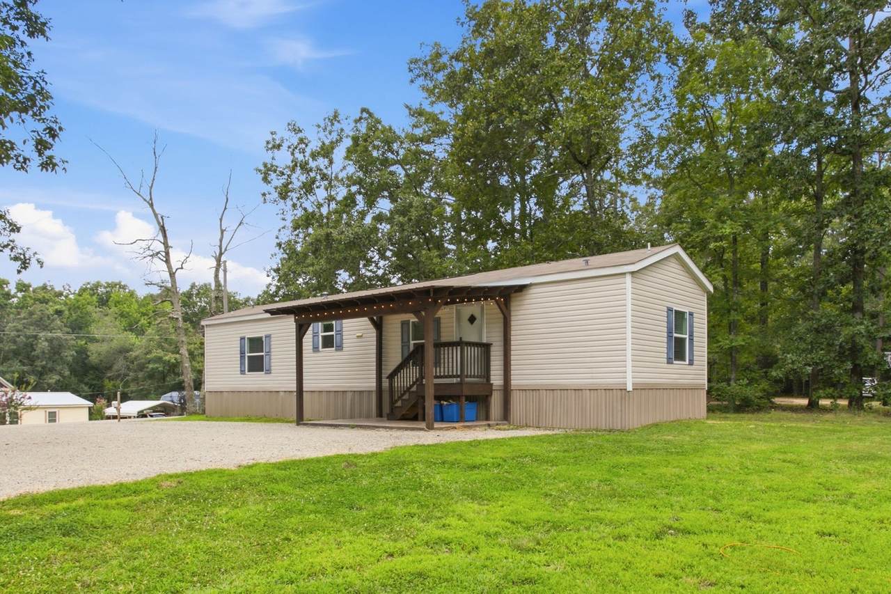 261 Joe Ave - Photo 1