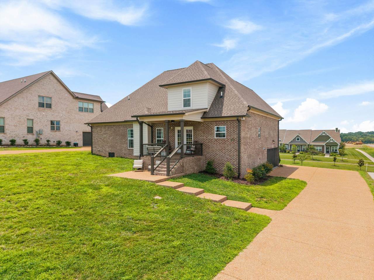 https://bt-photos.global.ssl.fastly.net/nashville/1280_boomver_1_RTC3302297-1.jpg