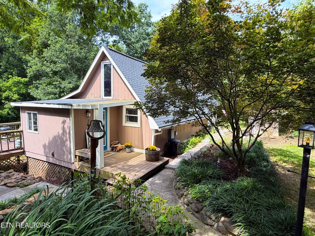 131 Campbell Rd - Photo 1
