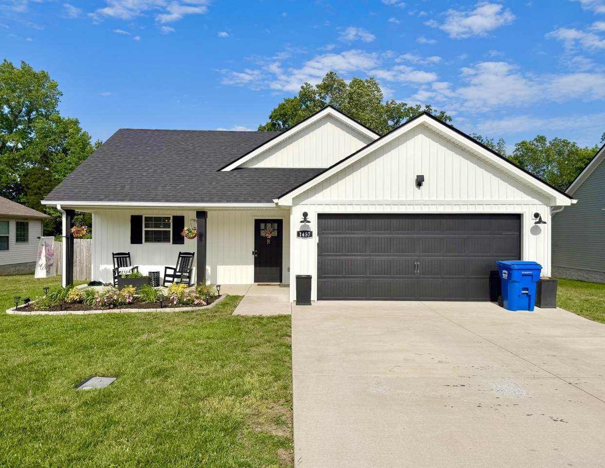 1457 Fredrick Dr - Photo 1