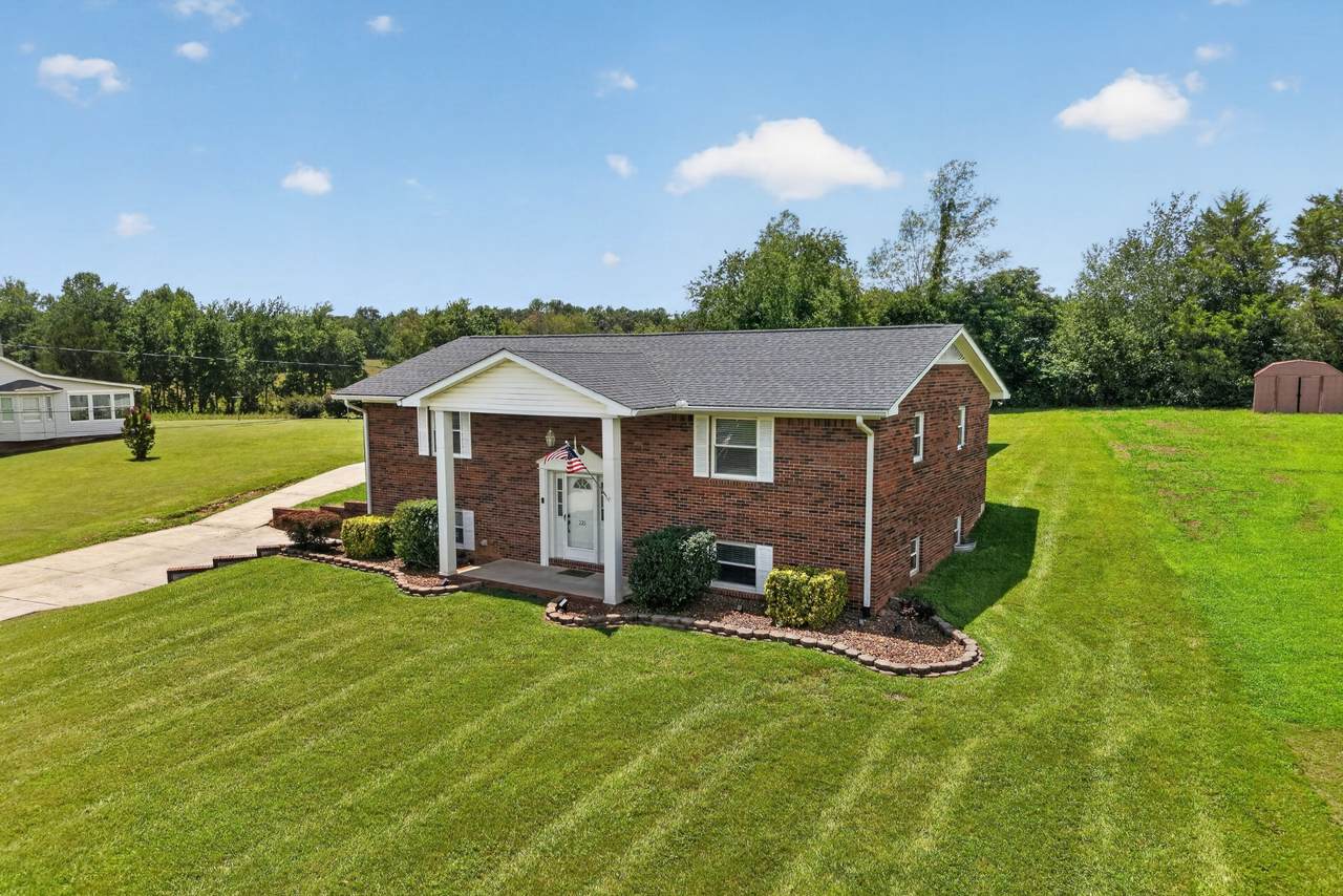225 Westgate Dr - Photo 1
