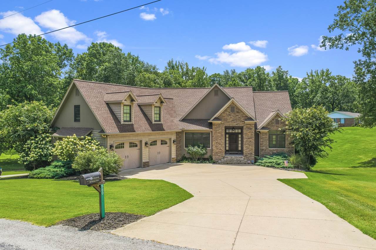 580 Skyline Dr - Photo 1