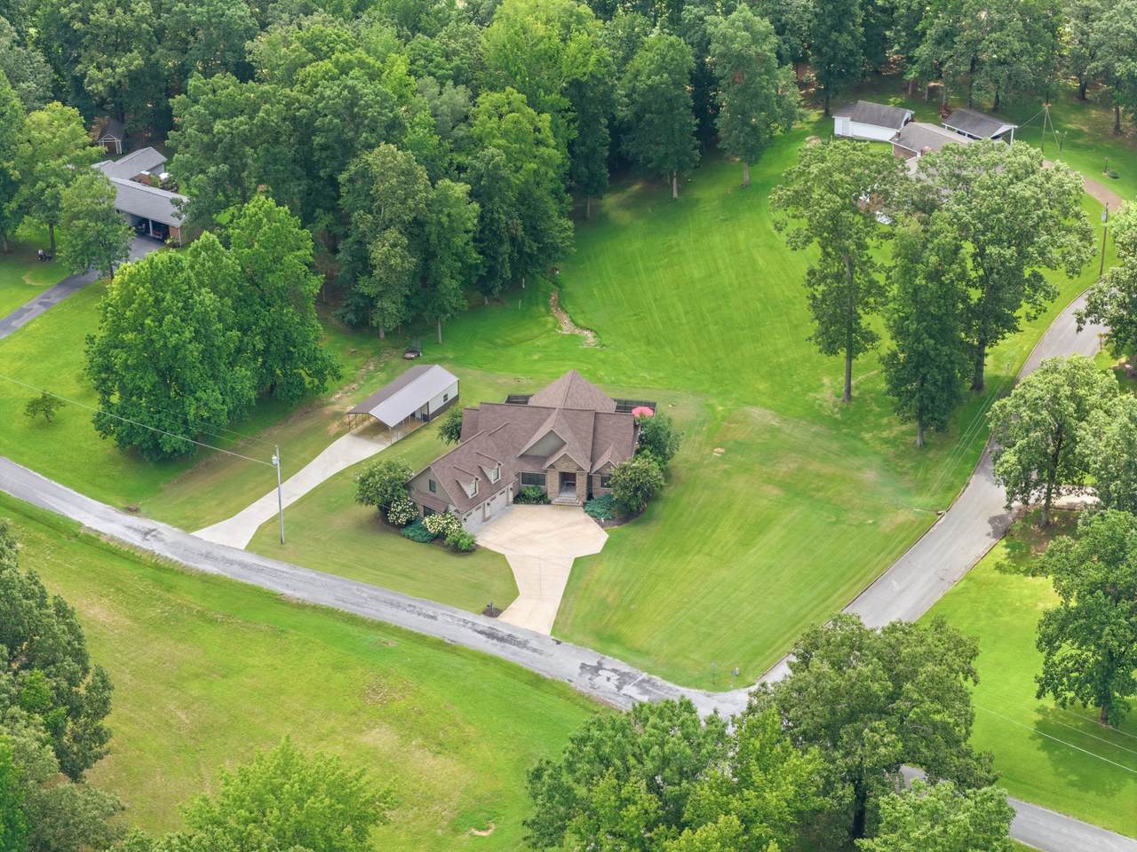 https://bt-photos.global.ssl.fastly.net/nashville/1280_boomver_1_RTC3302563-1.jpg
