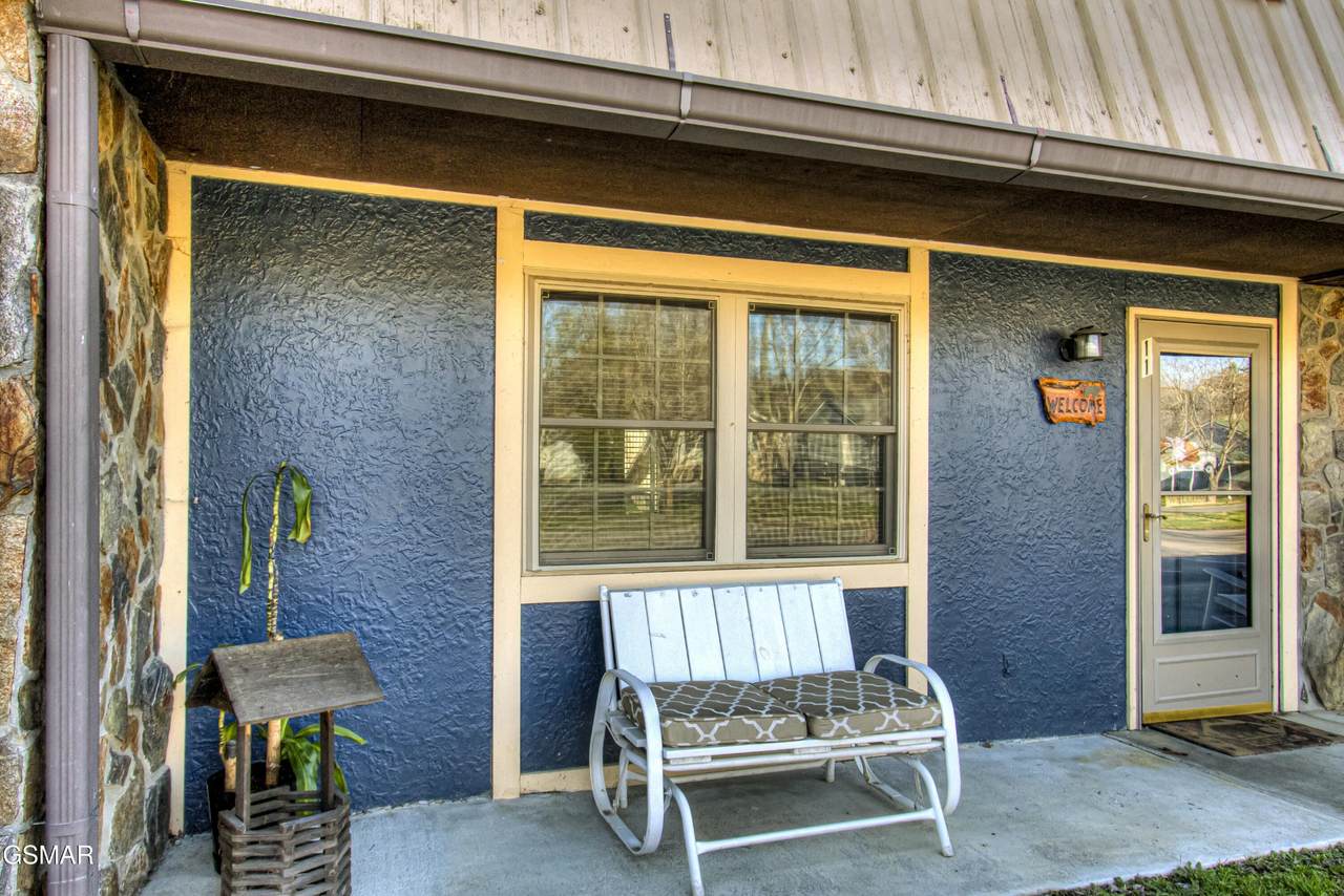 625 S Asbury Drive - Photo 1