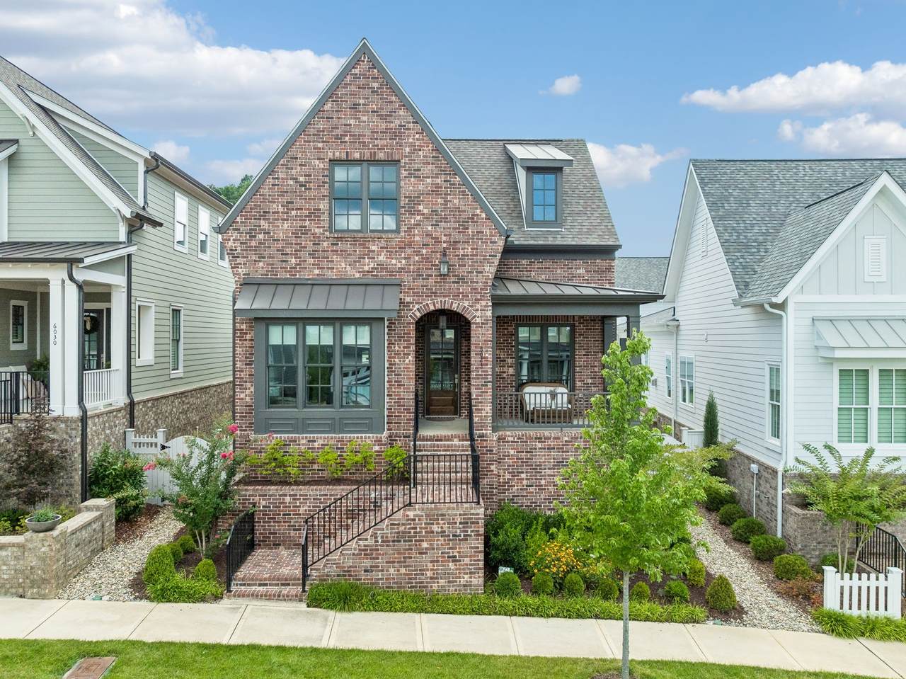 6024 Congress Dr - Photo 1