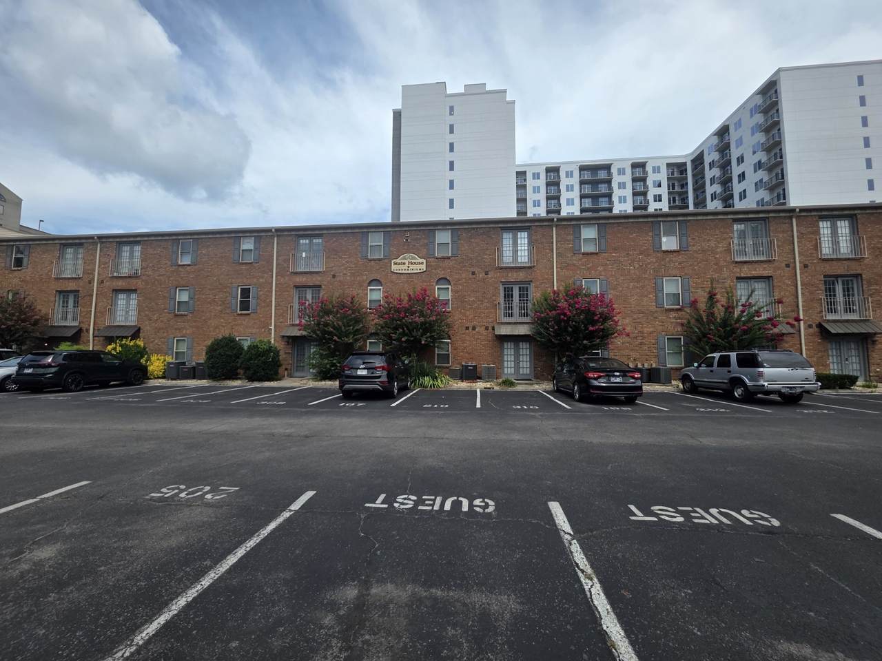 1808 State St - Photo 1