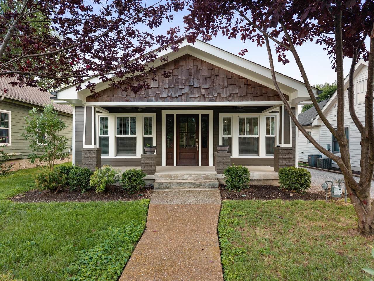 1602 Douglas Ave - Photo 1
