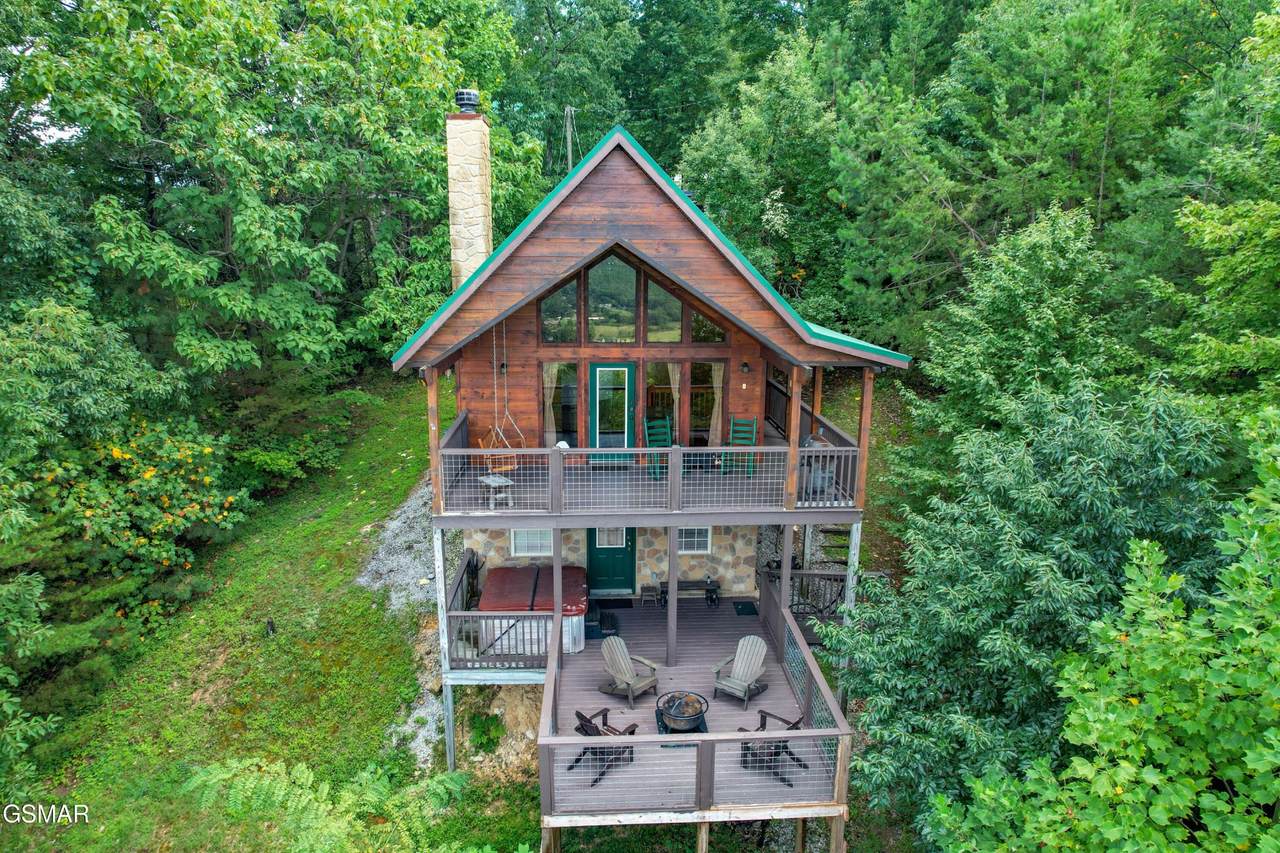 3813 Glenview Way - Photo 1