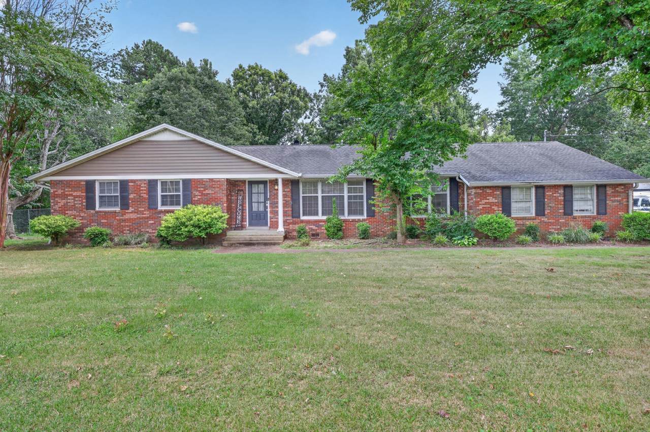 307 Austin Dr - Photo 1