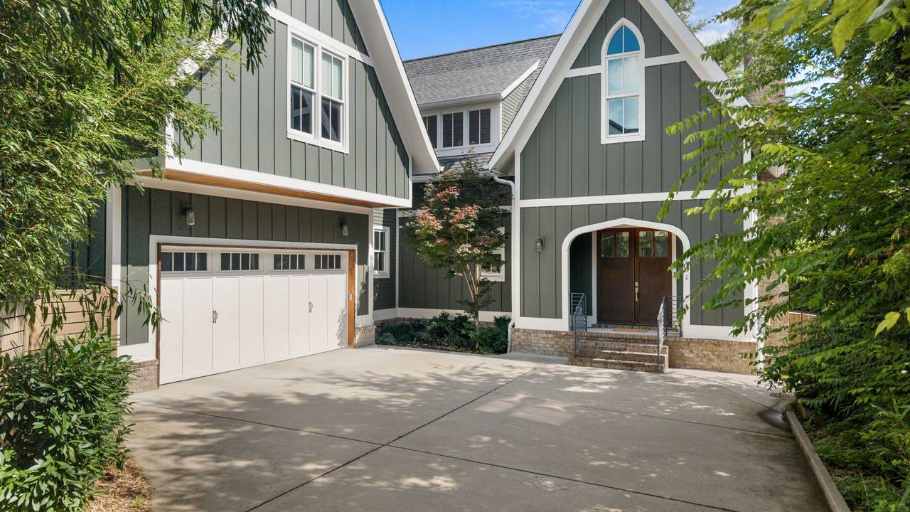 1422 Clifton Ln - Photo 1