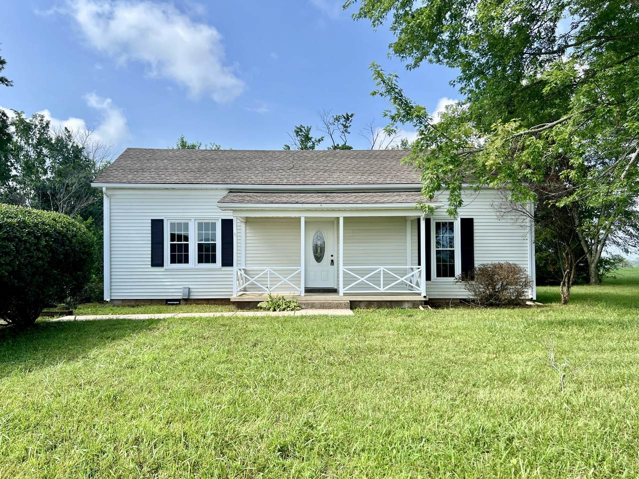 1525 Reeder School Rd - Photo 1