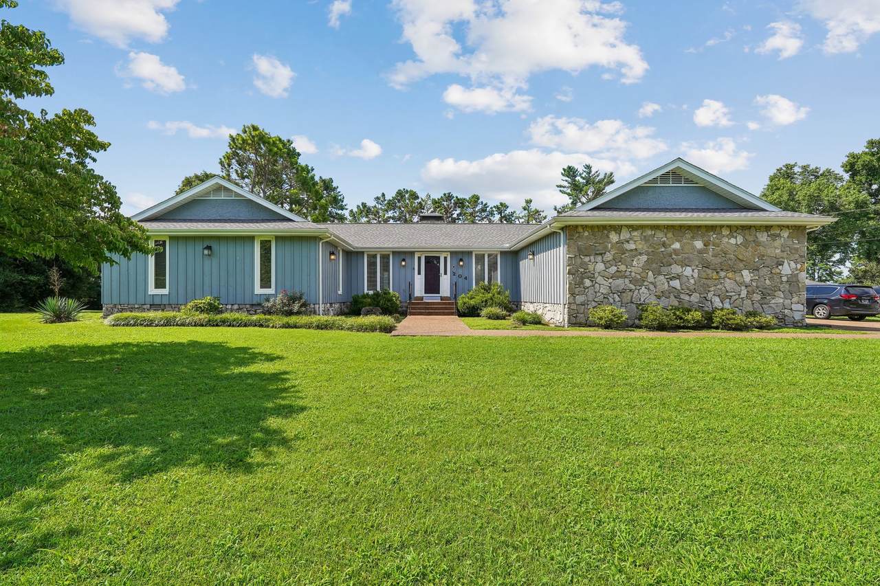204 Montchanin Rd - Photo 1