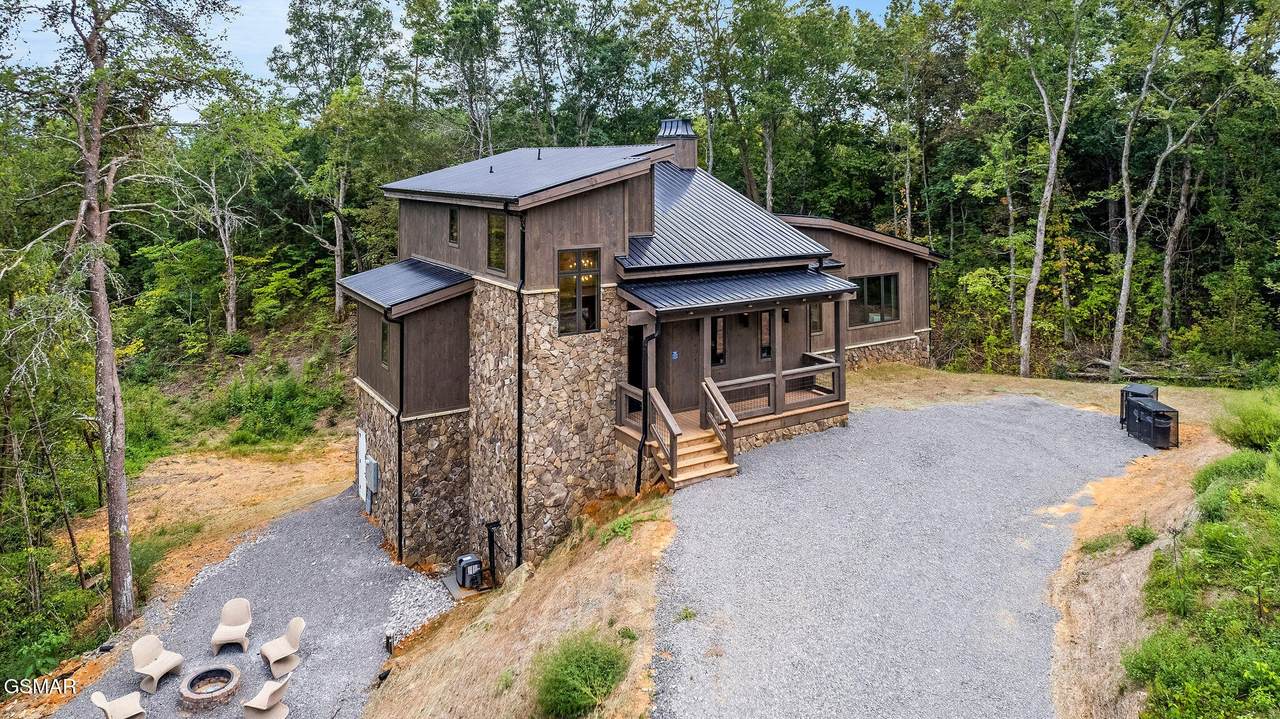 2118 Megan Ridge Drive - Photo 1